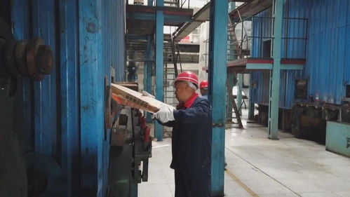 雙河能源集團(tuán)熱力分公司二熱源站點(diǎn)火烘爐，拉開(kāi)今冬供暖序幕